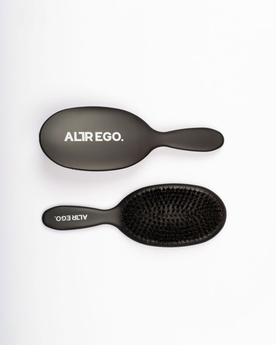 ALTR EGO Detangle Brush